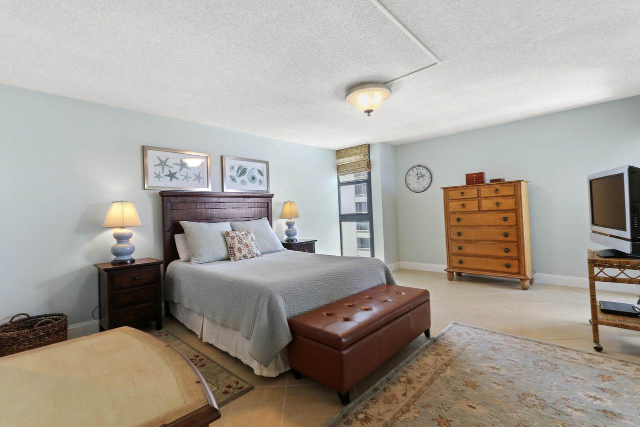 5550 Ocean Drive - Photo 1 5550 Ocean Drive - Photo 1