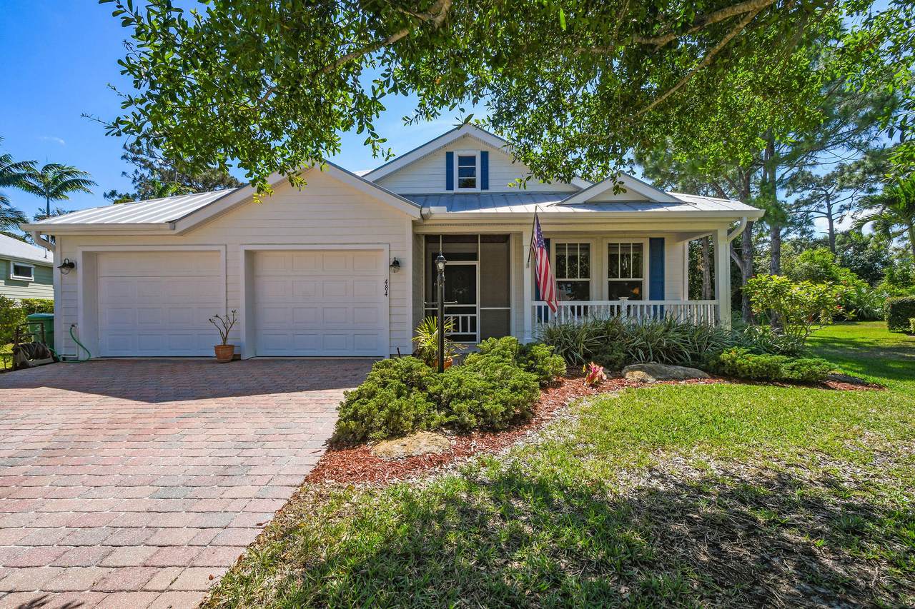484 Stillwater Cove - Photo 1 484 Stillwater Cove - Photo 1