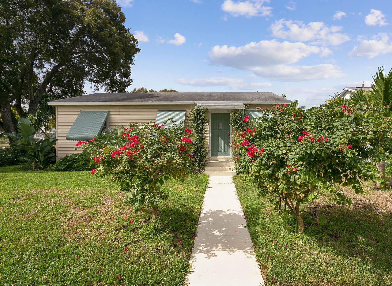 6915 Lake Avenue - Photo 1 6915 Lake Avenue - Photo 1