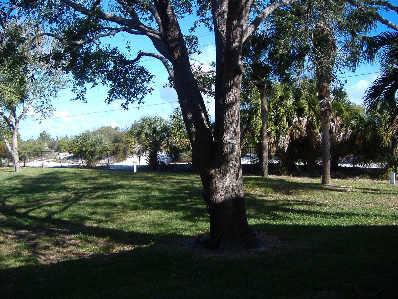 3017 30th Court - Photo 1