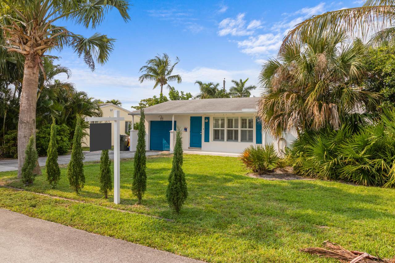109 16th Street - Photo 1