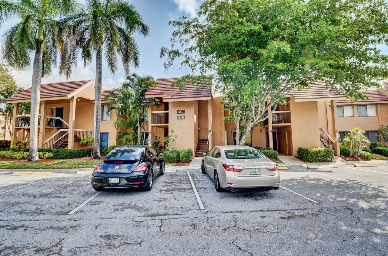 11196 Green Lake Drive - Photo 1