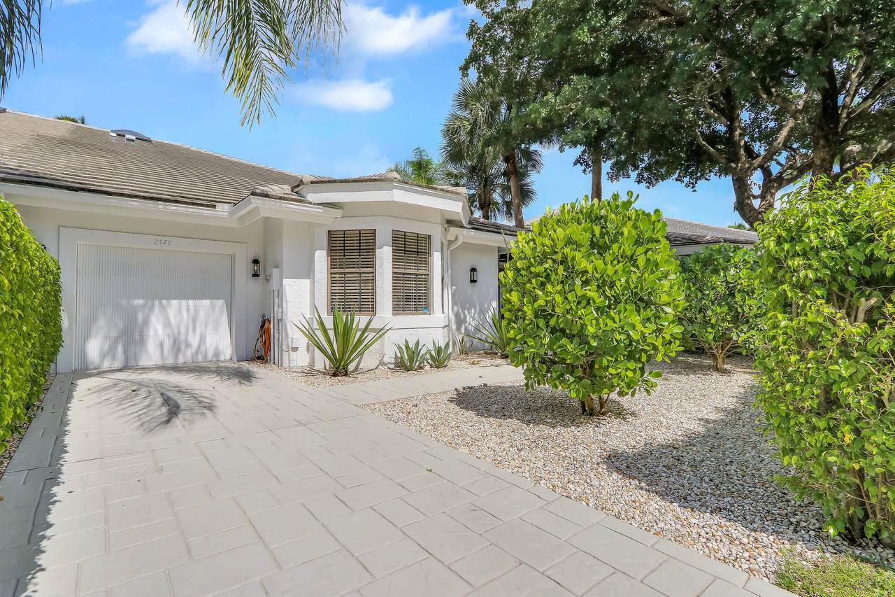 2970 Twin Oaks Way - Photo 1 2970 Twin Oaks Way - Photo 1