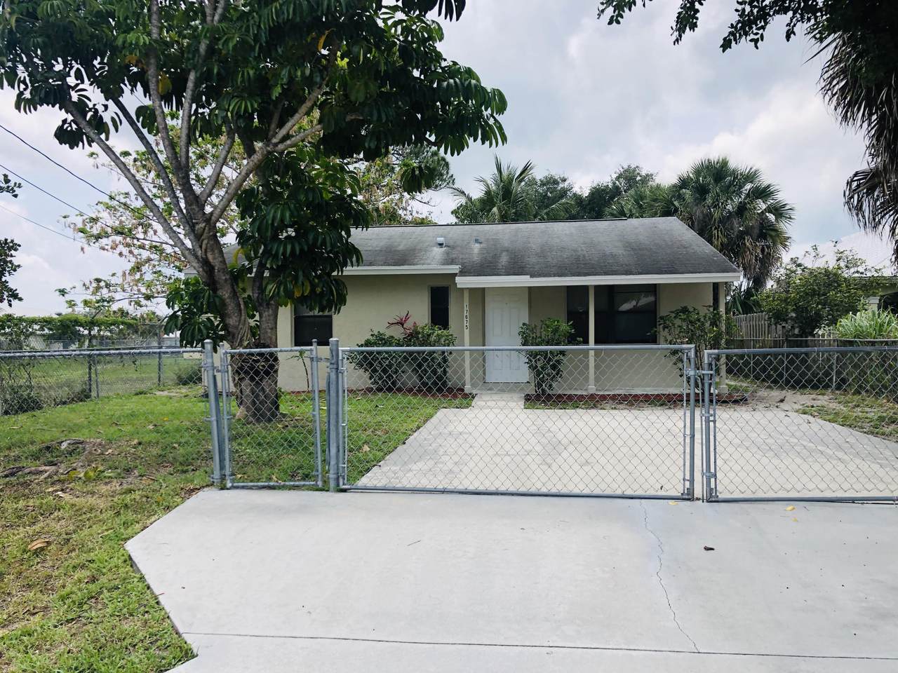 17675 Carver Avenue - Photo 1 17675 Carver Avenue - Photo 1
