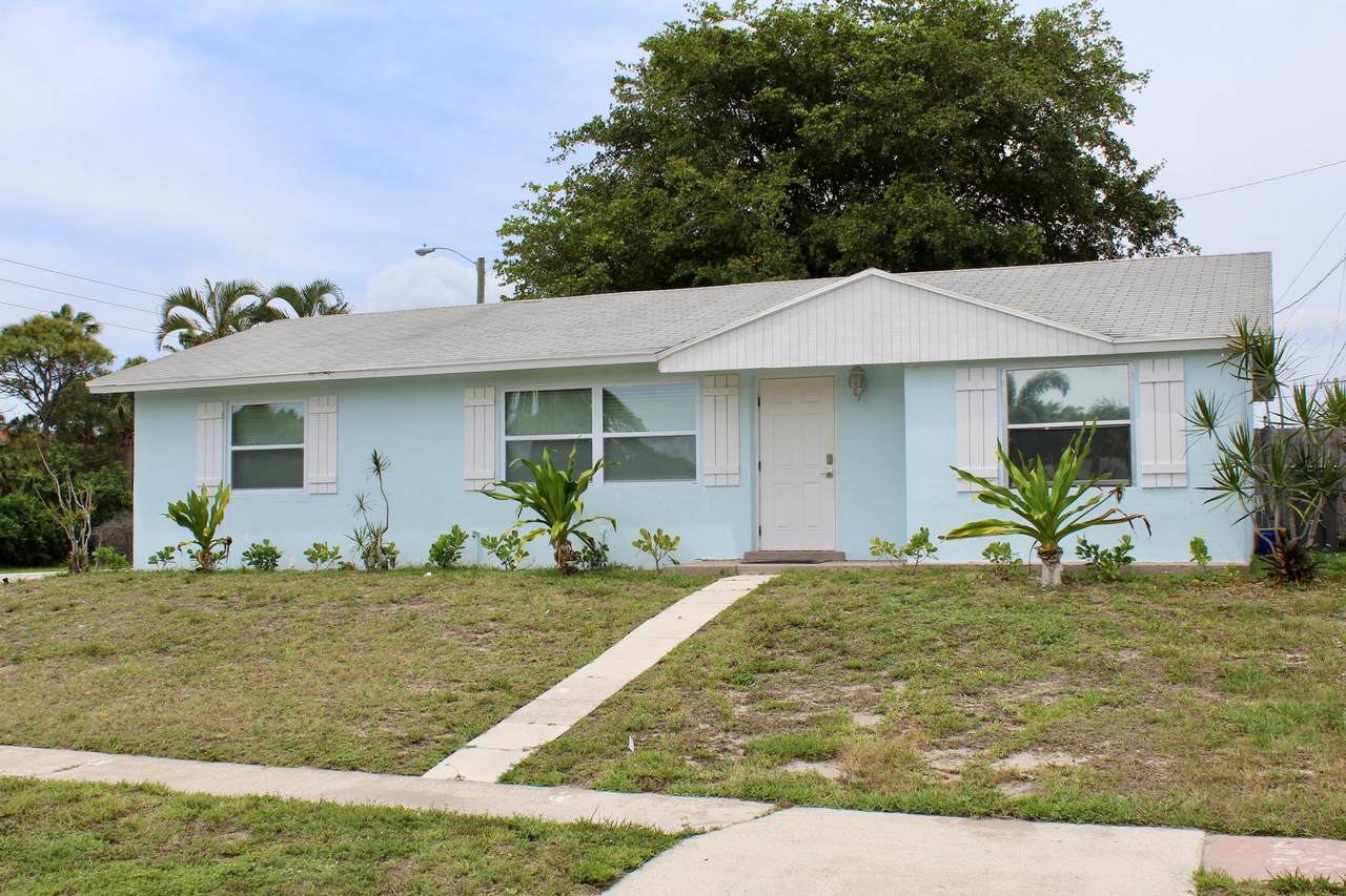 12015 Colony Avenue - Photo 1