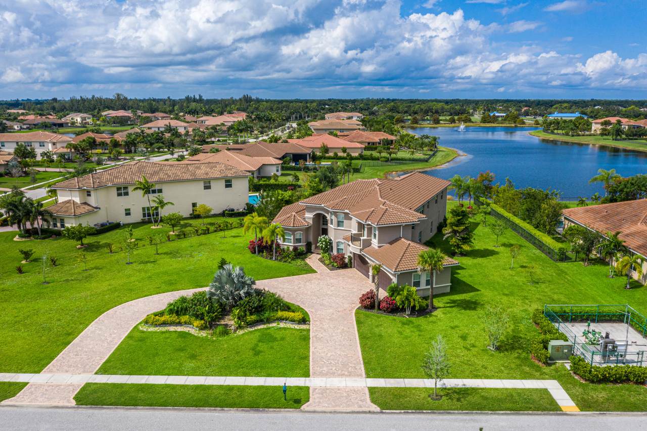 7823 Arbor Crest Way - Photo 1