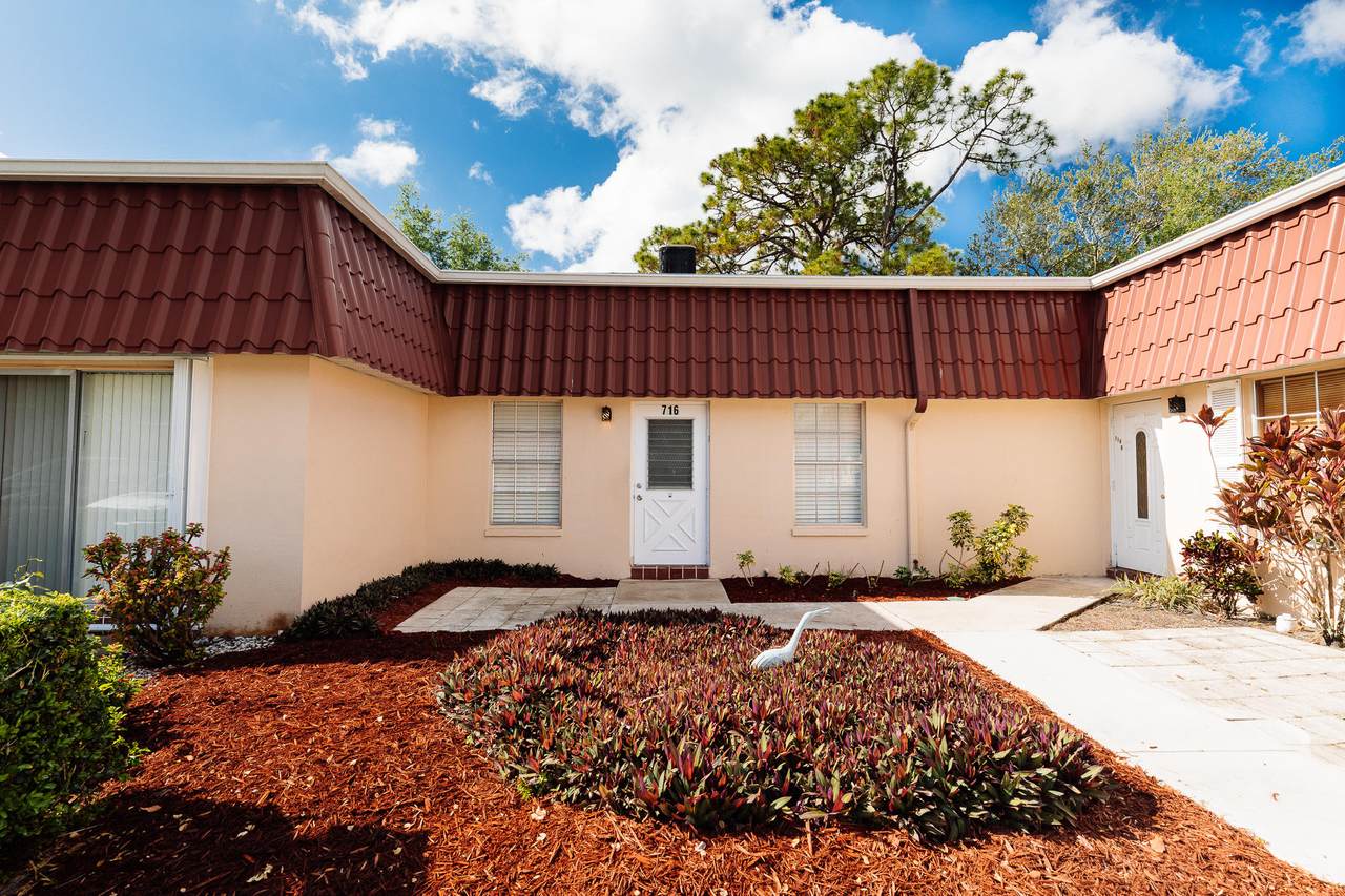 716 Nantucket Circle - Photo 1 716 Nantucket Circle - Photo 1