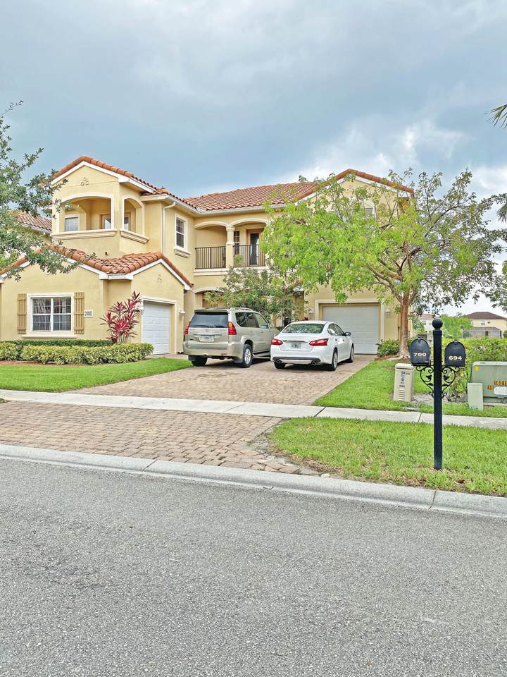 700 Cresta Circle - Photo 1 700 Cresta Circle - Photo 1