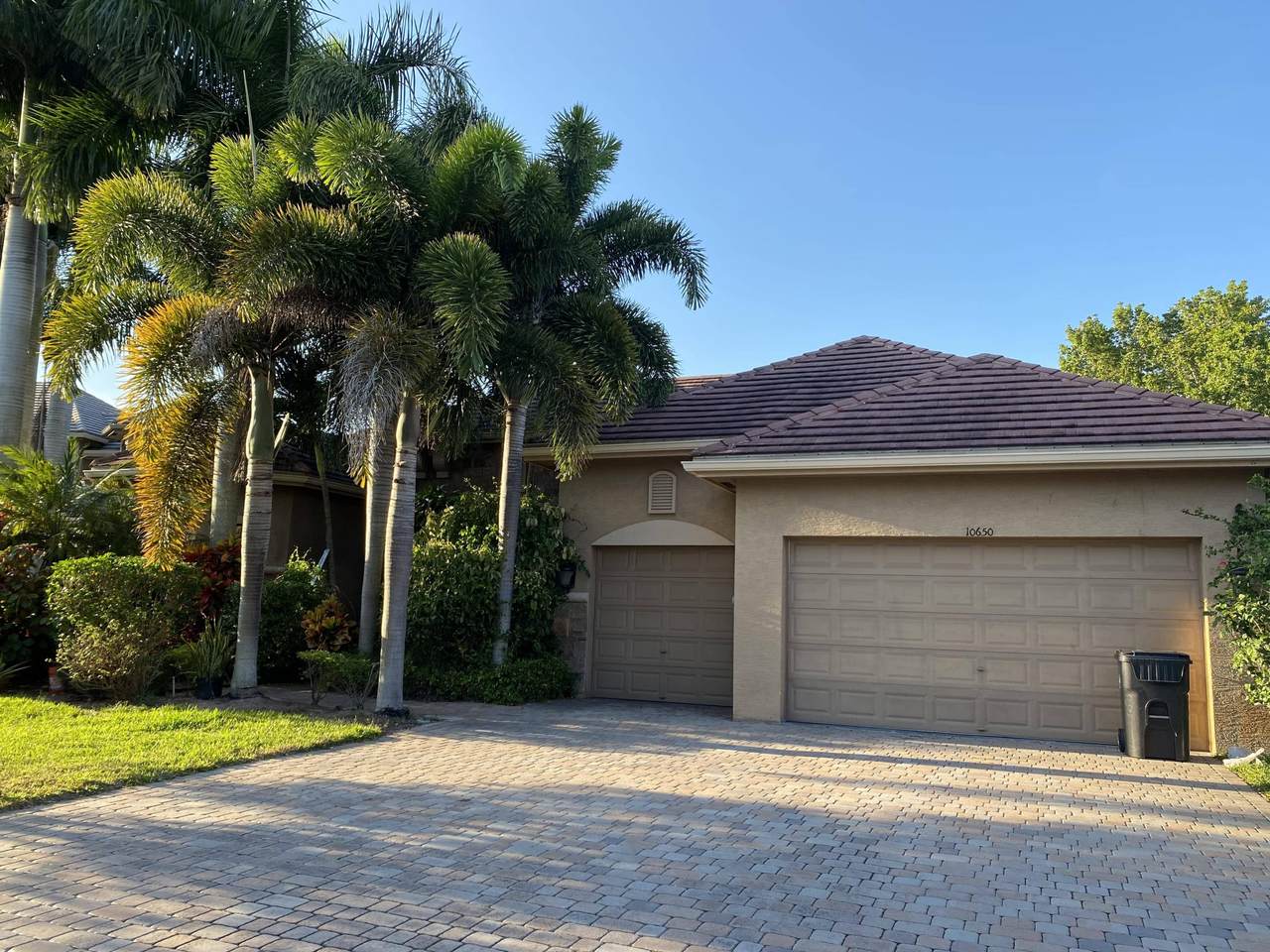 10650 Versailles Boulevard - Photo 1 10650 Versailles Boulevard - Photo 1