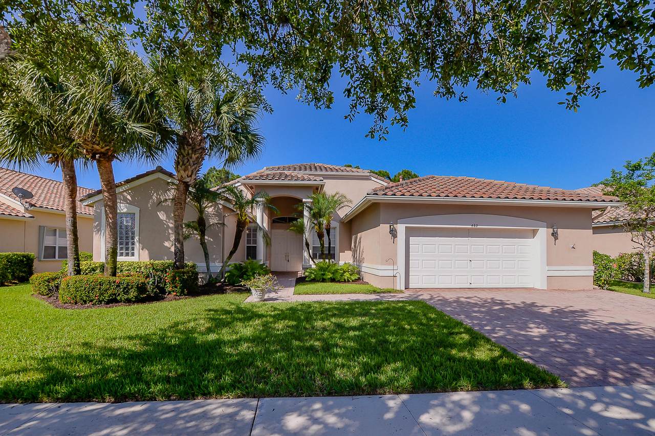 489 Blue Lake Drive - Photo 1