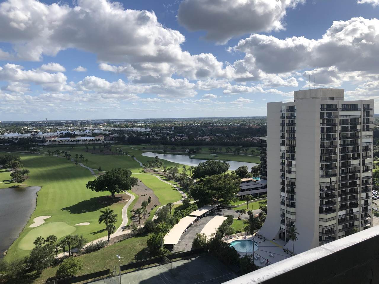 2400 Presidential Way - Photo 1
