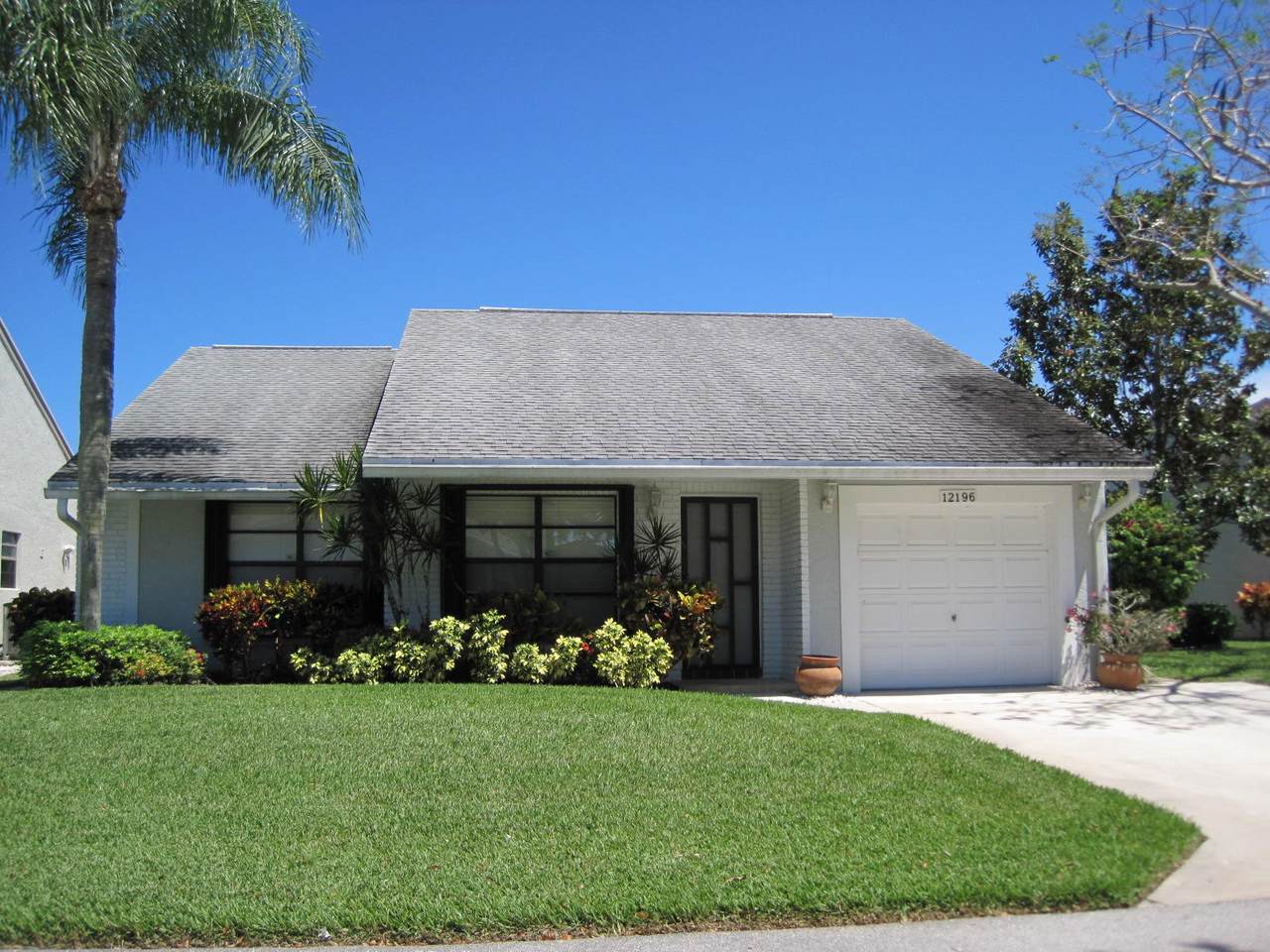 12196 Country Greens Boulevard - Photo 1 12196 Country Greens Boulevard - Photo 1