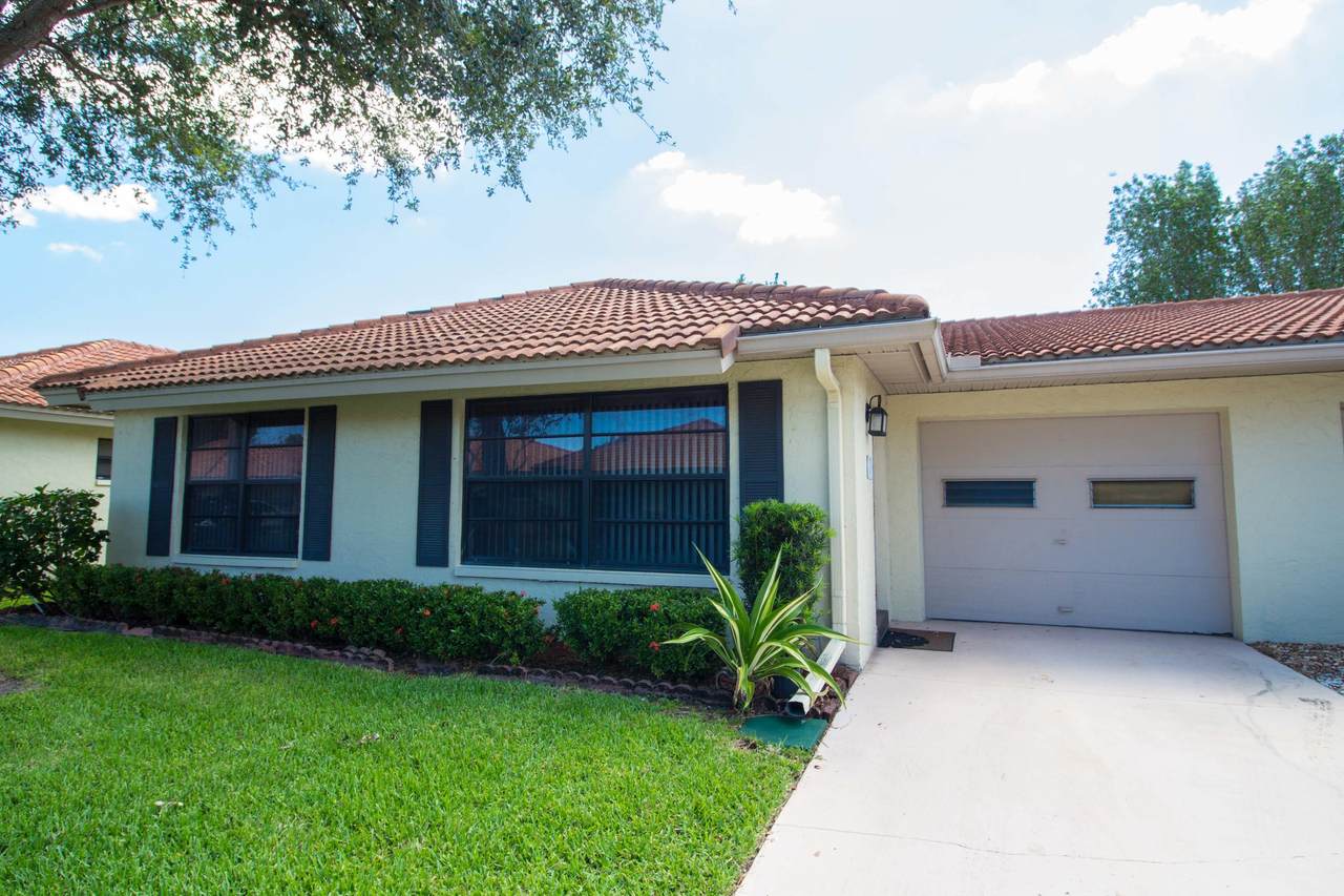 4575 Laurel Tree Road - Photo 1 4575 Laurel Tree Road - Photo 1