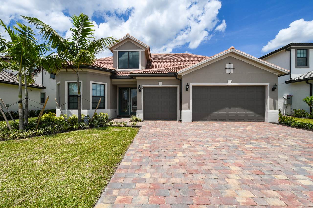121 Blanca Isles Lane - Photo 1