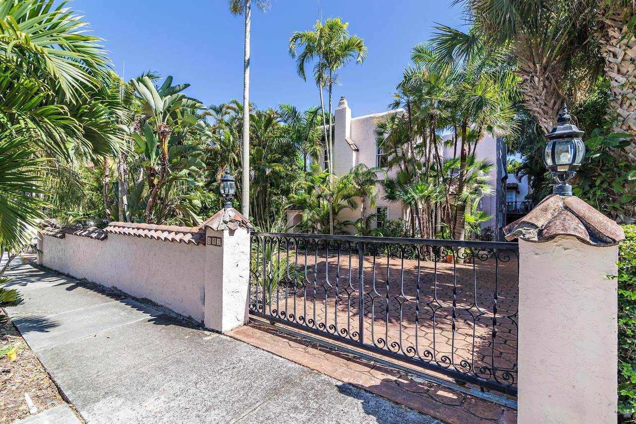 252 Barcelona Road - Photo 1