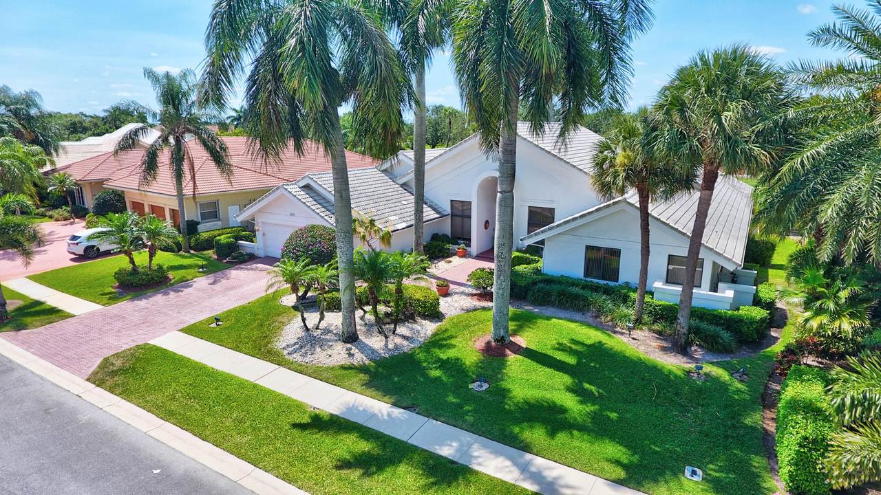 4564 Bocaire Boulevard - Photo 1