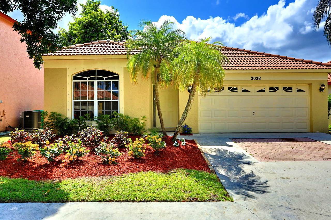 2028 Bonisle Circle - Photo 1 2028 Bonisle Circle - Photo 1