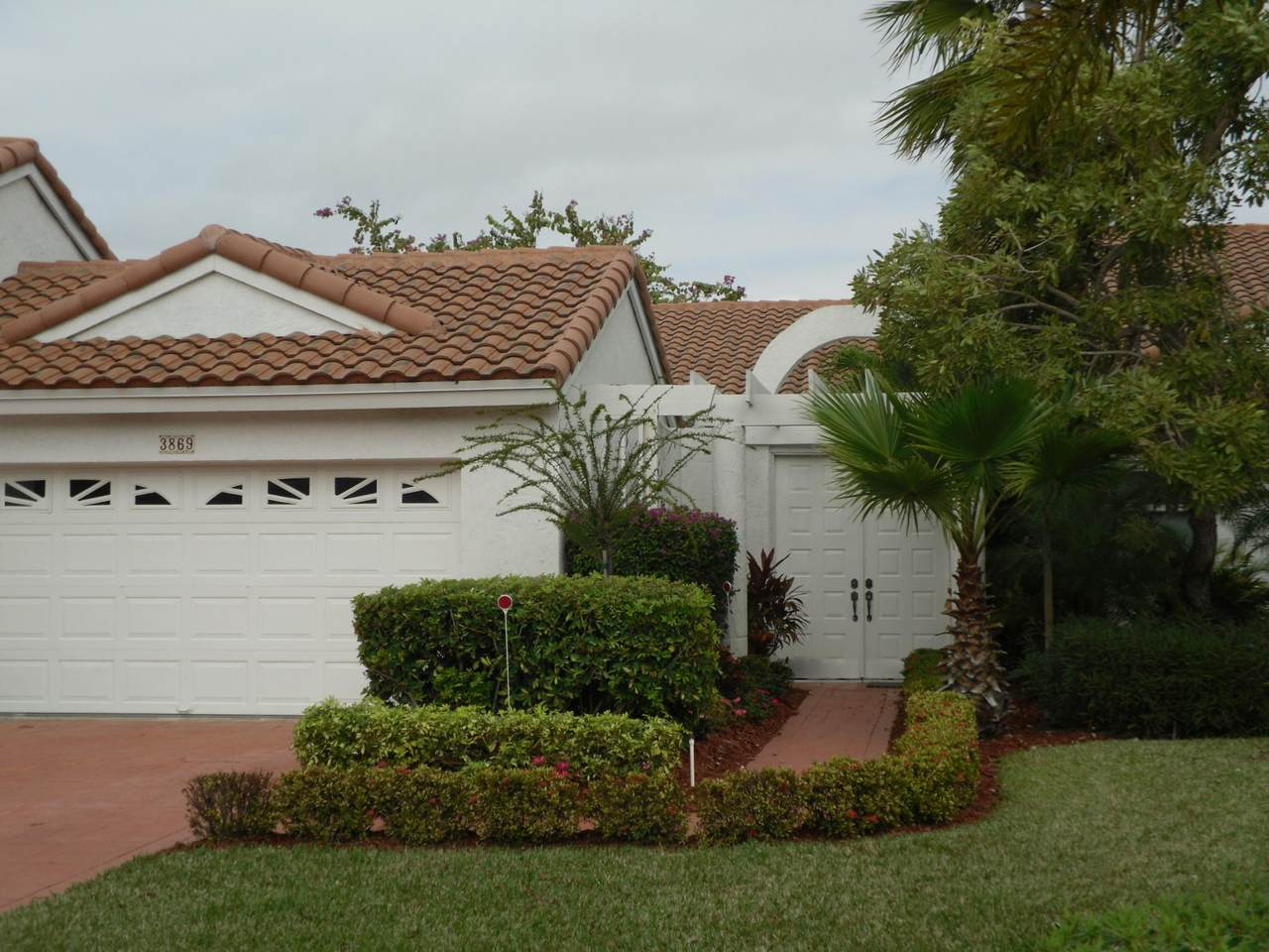 3869 Candlewood Boulevard - Photo 1 3869 Candlewood Boulevard - Photo 1