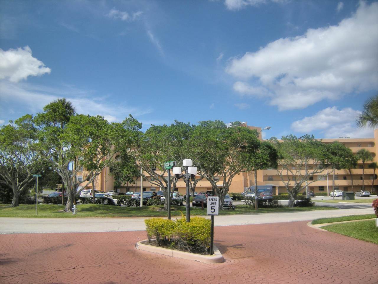 299 52nd Terrace - Photo 1