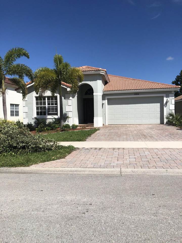 2264 Newport Isles Boulevard - Photo 1 2264 Newport Isles Boulevard - Photo 1
