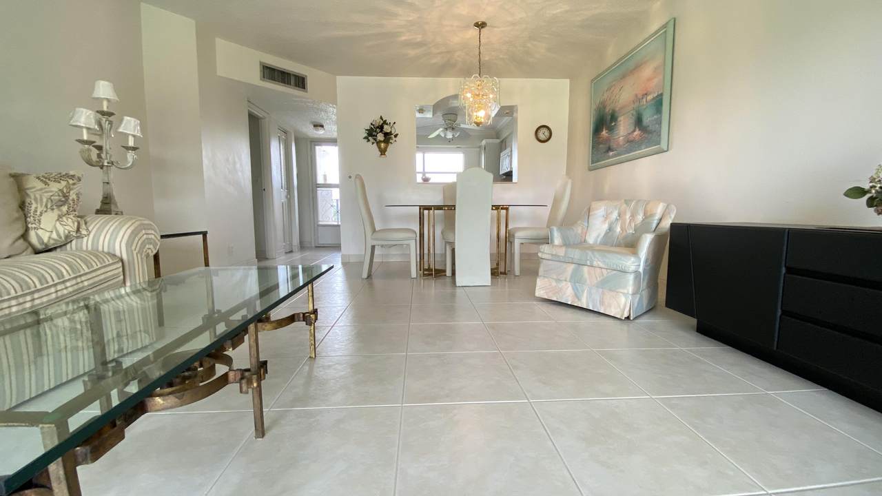 3661 Via Poinciana - Photo 1 3661 Via Poinciana - Photo 1