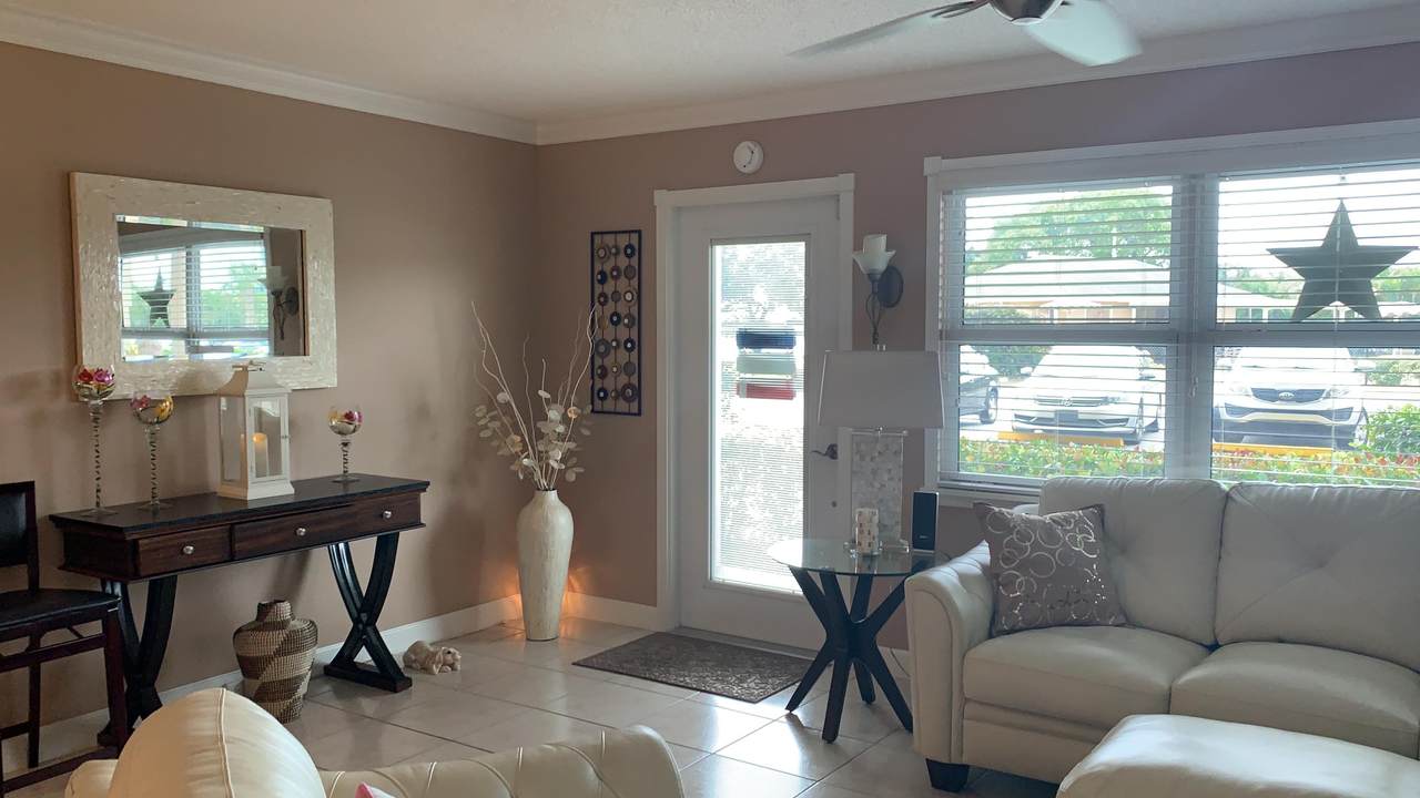 153 Southampton C - Photo 1
