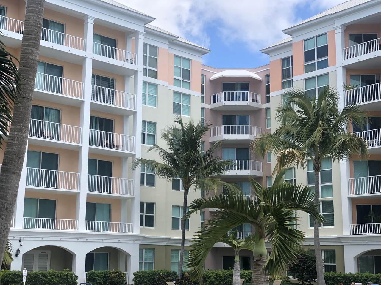 806 Windward Way - Photo 1