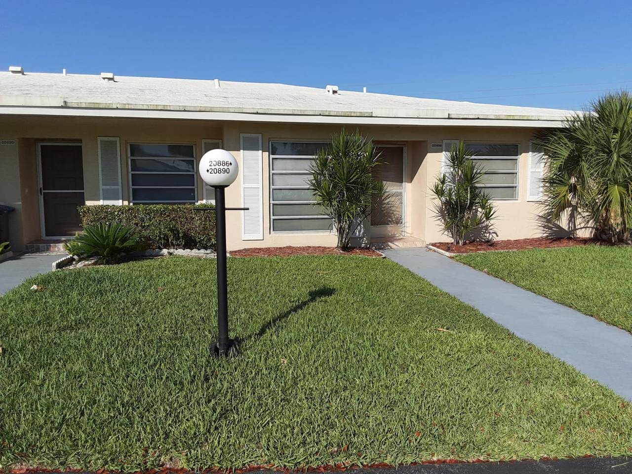 20886 Vinesta Circle - Photo 1 20886 Vinesta Circle - Photo 1
