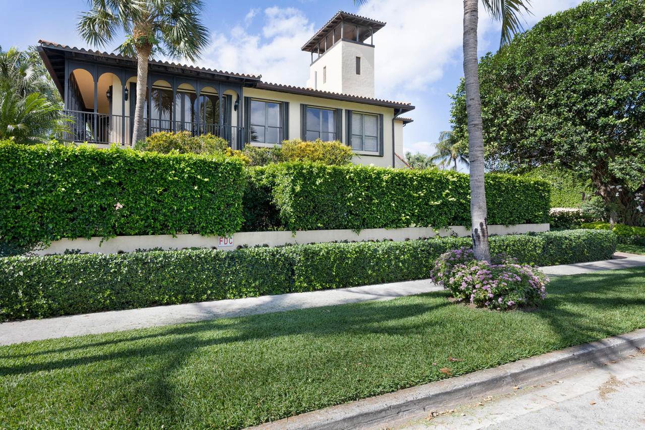 340 Brazilian Avenue - Photo 1