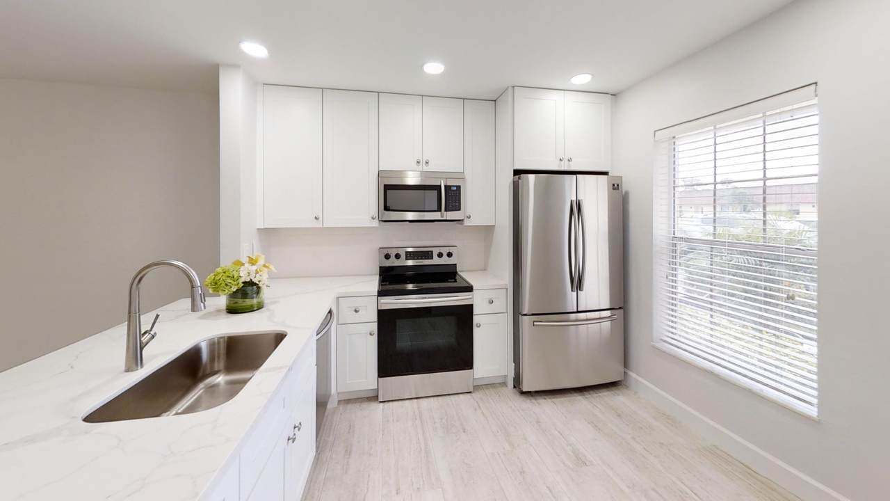 738 Nantucket Circle - Photo 1 738 Nantucket Circle - Photo 1