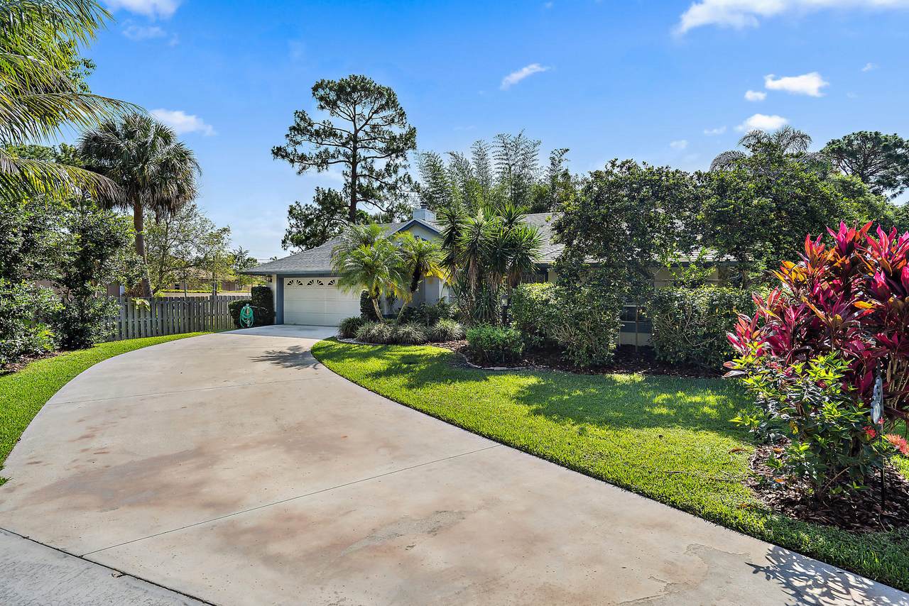 200 Jupiter Woods Drive - Photo 1 200 Jupiter Woods Drive - Photo 1