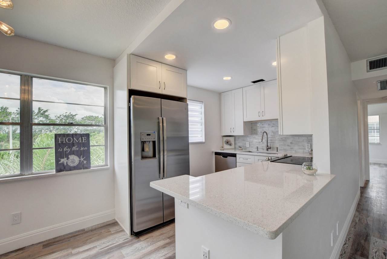 113 Dorset C - Photo 1