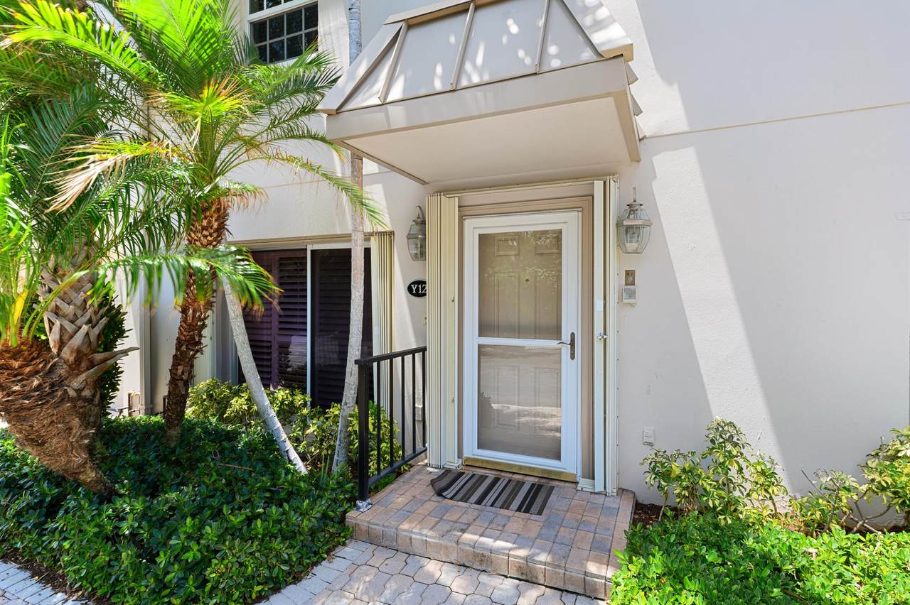 2000 Ocean Boulevard - Photo 1