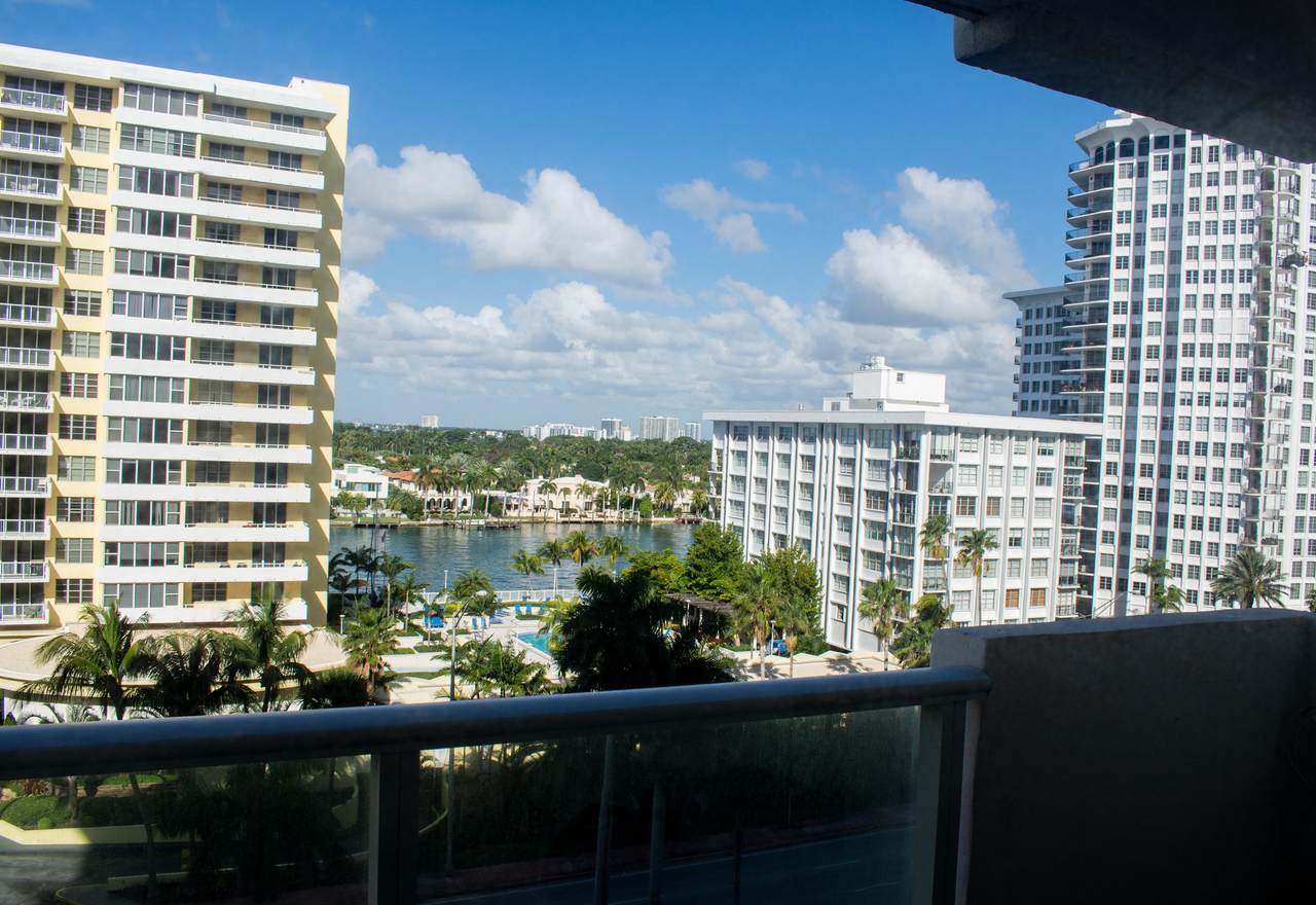 5601 Collins Avenue - Photo 1