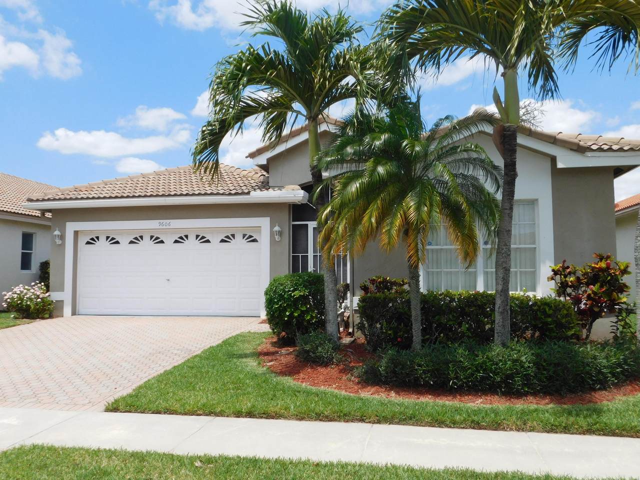 9606 Orchid Grove Trail - Photo 1