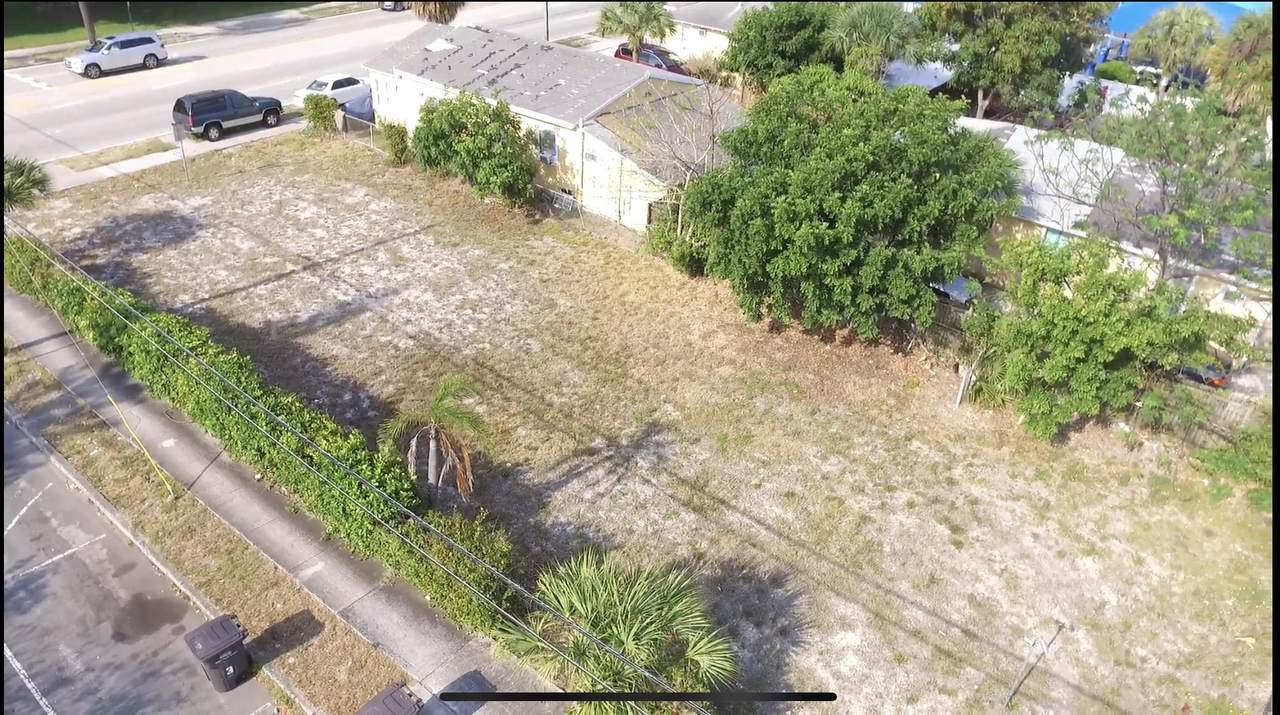 901 Palm Beach Lakes Boulevard - Photo 1