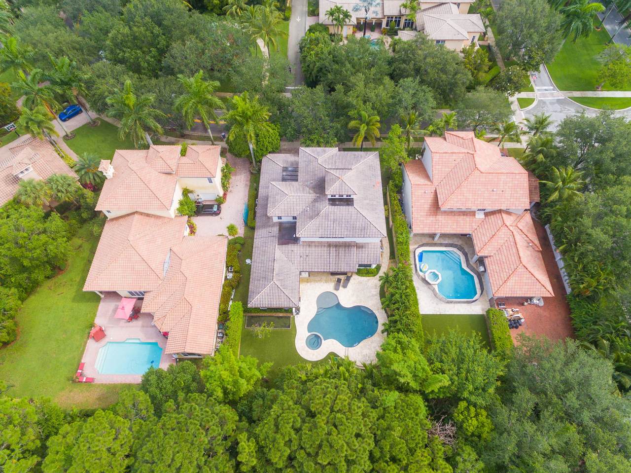 126 Segovia Way - Photo 1