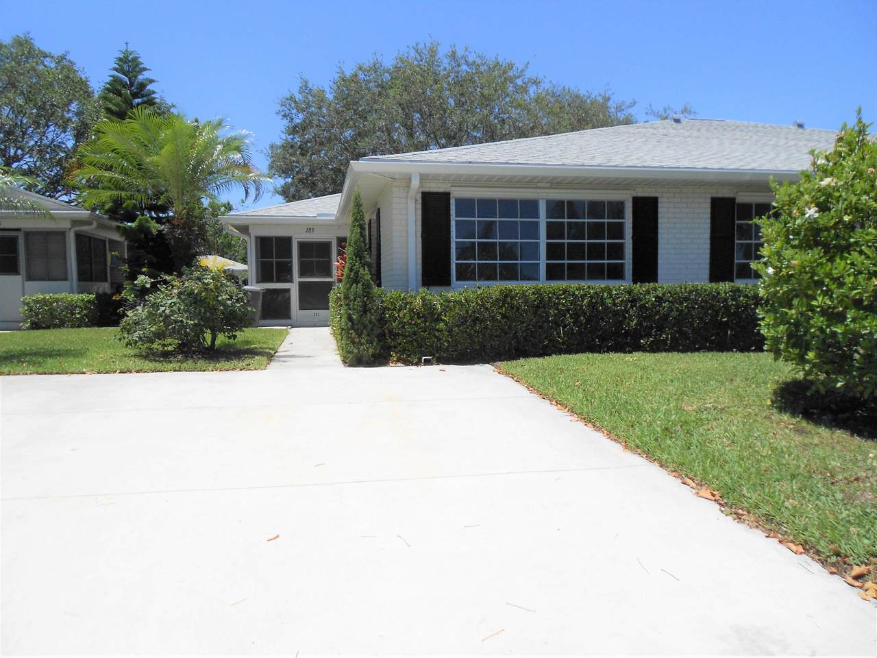 10083 40th Terrace - Photo 1