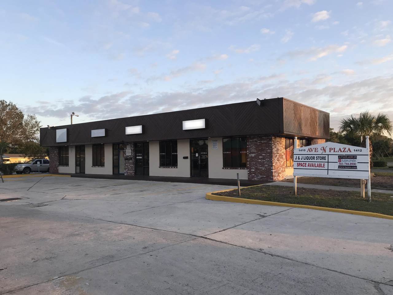 1410 25th Street - Photo 1