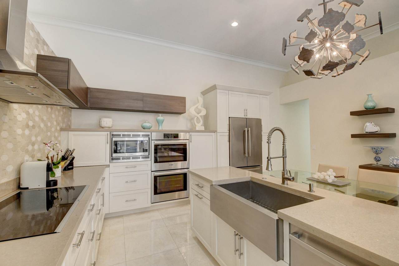 6673 24th Terrace - Photo 1