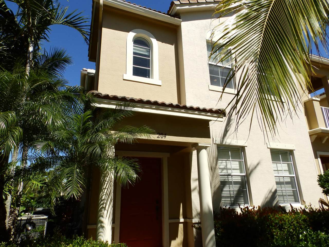 121 Seagrape 204 Drive - Photo 1