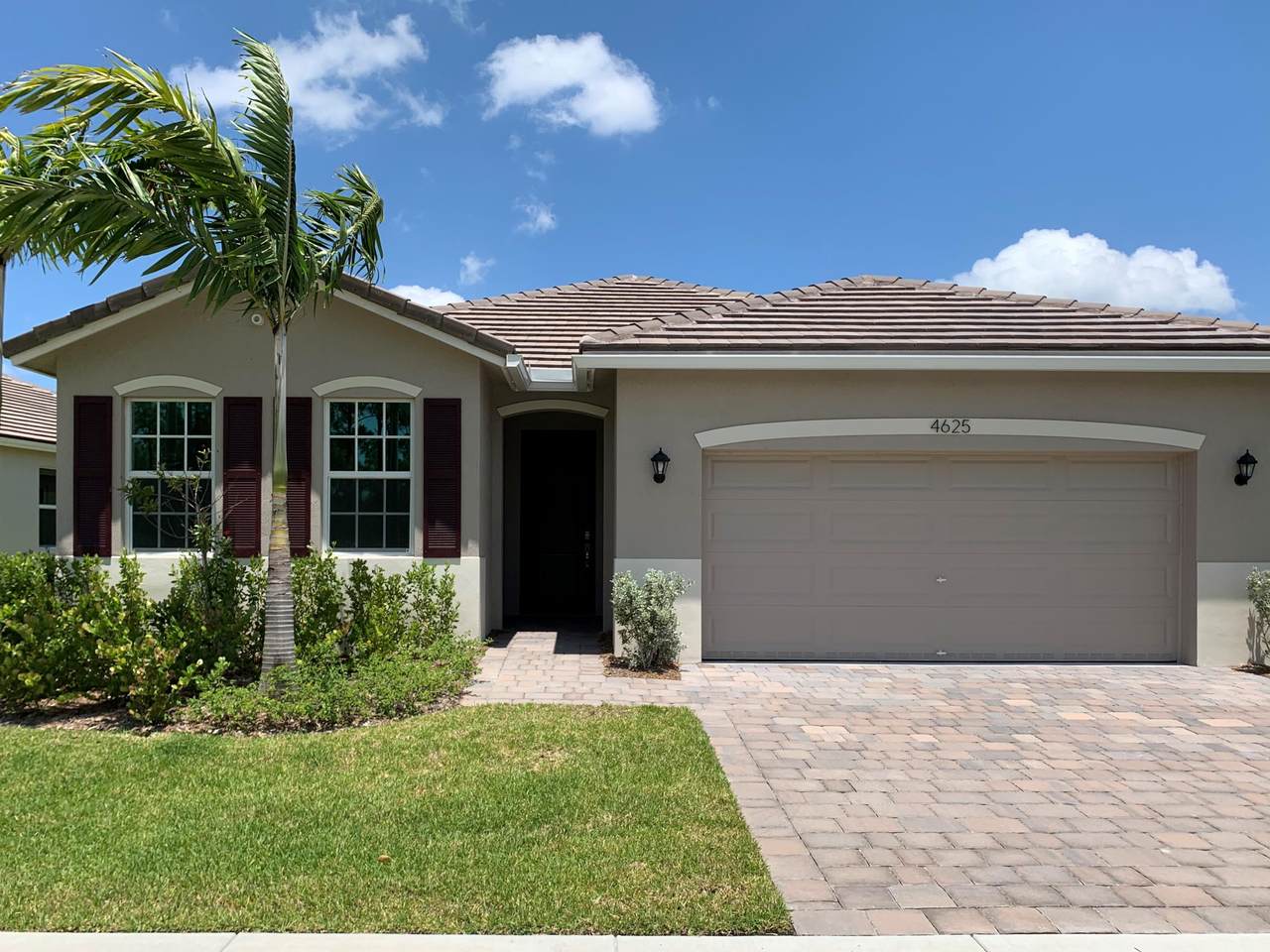4625 King Court - Photo 1