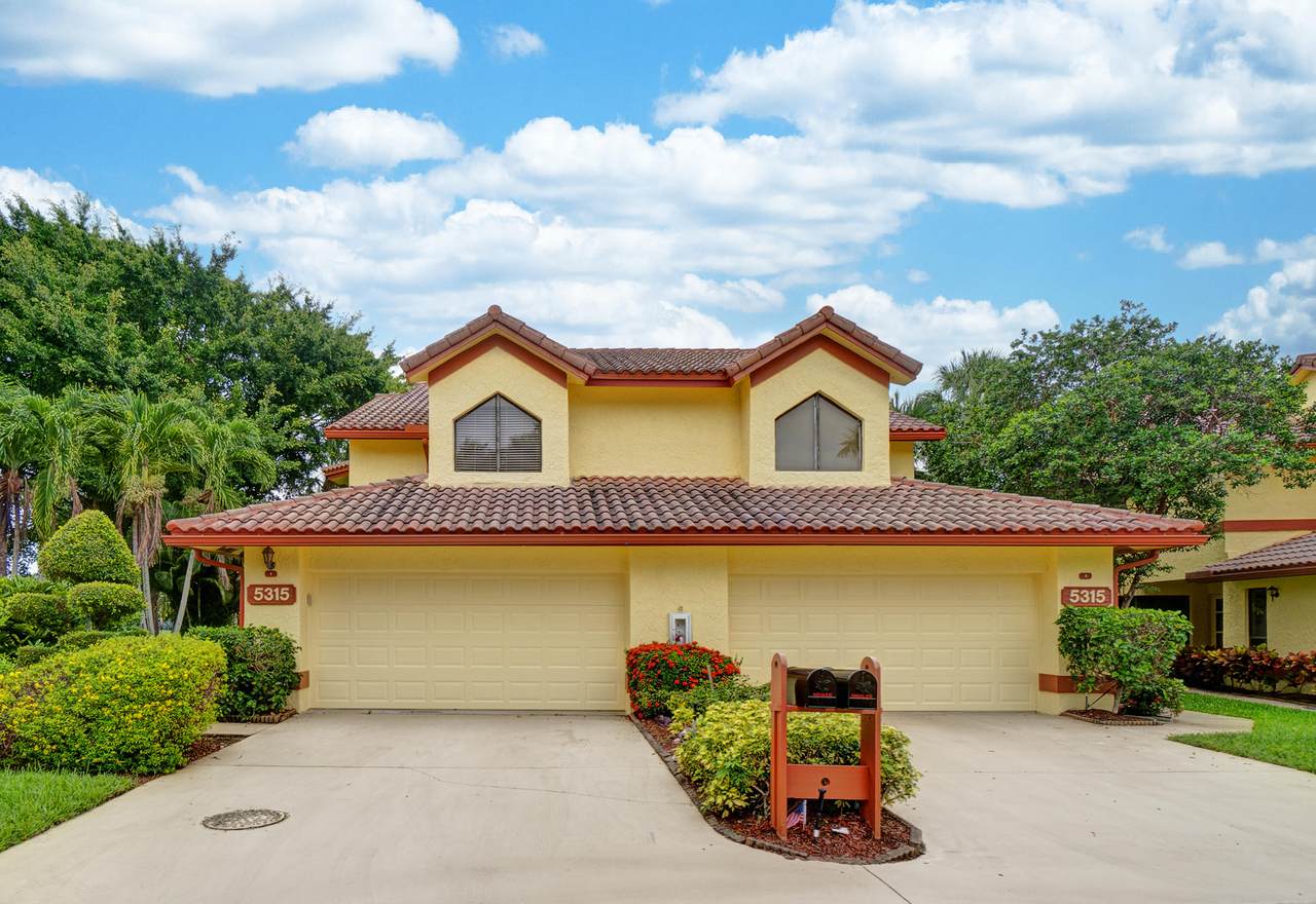 5315 10th Fairway Drive - Photo 1