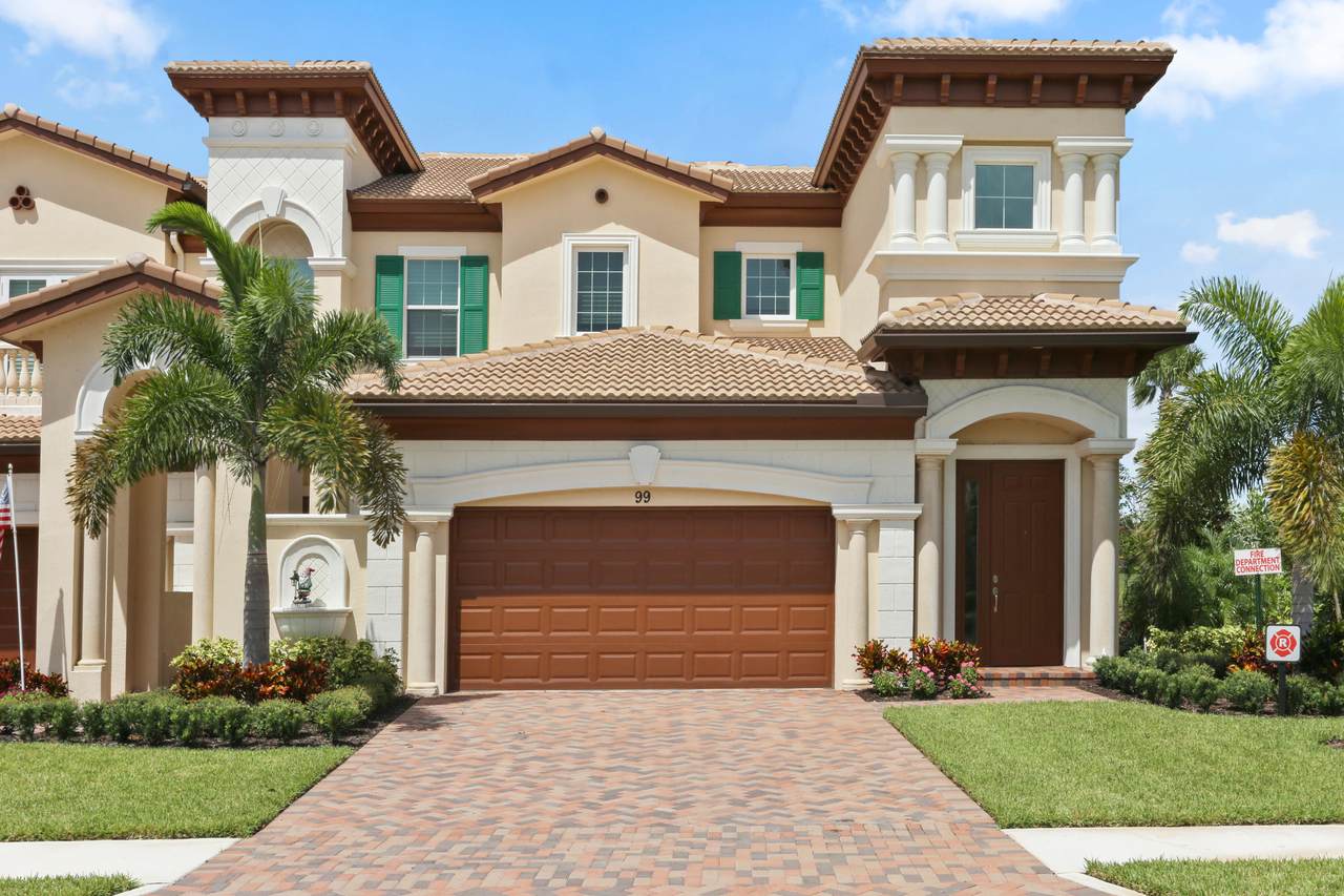 151 Tresana Boulevard - Photo 1