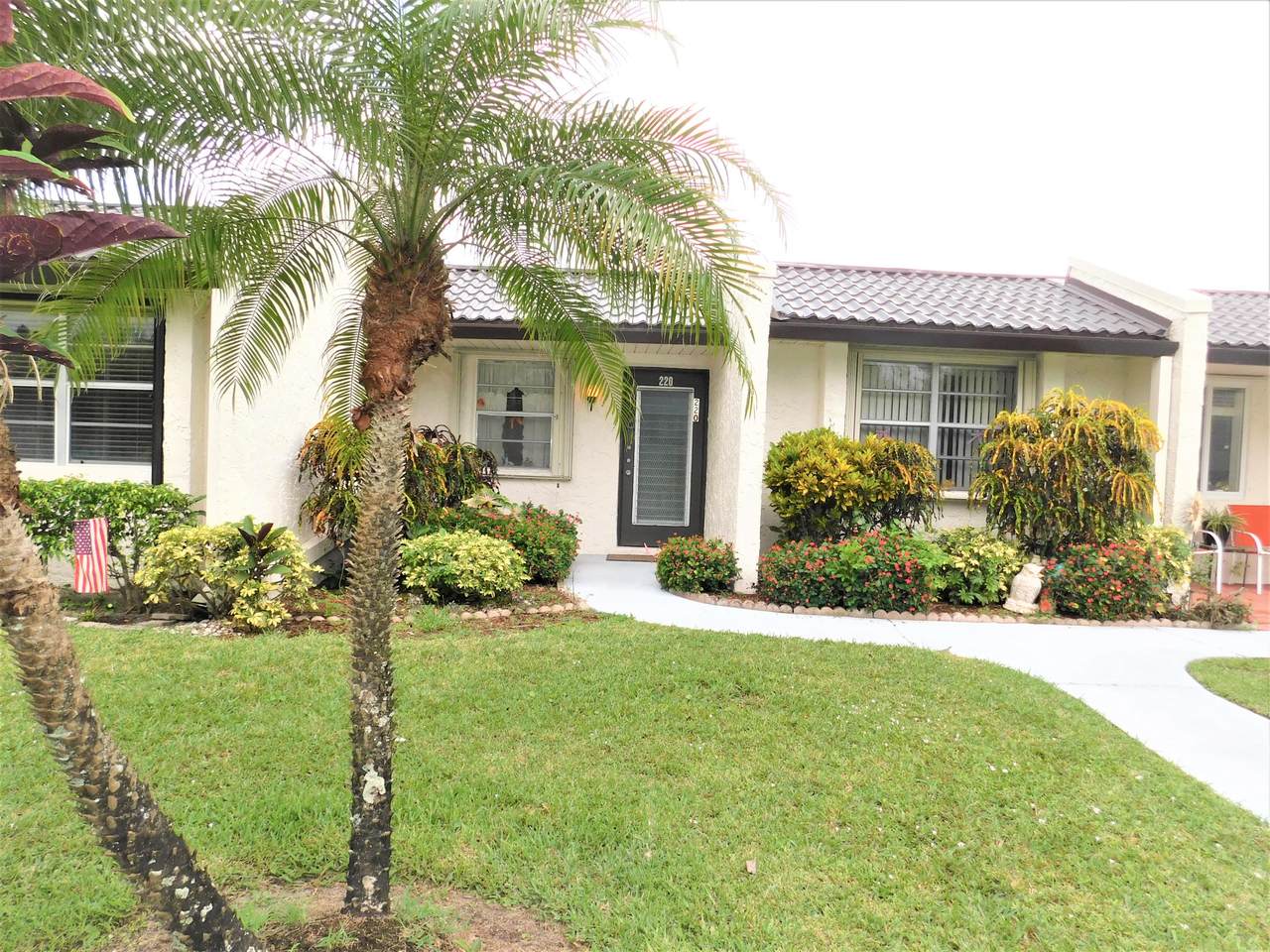 220 Lake Constance Drive - Photo 1