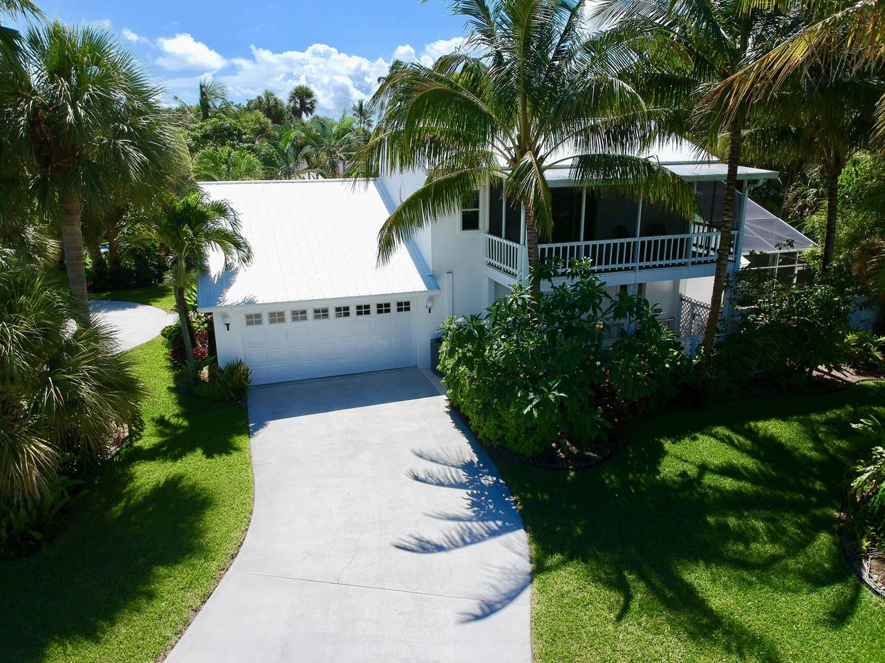 1901 Jacaranda Drive - Photo 1