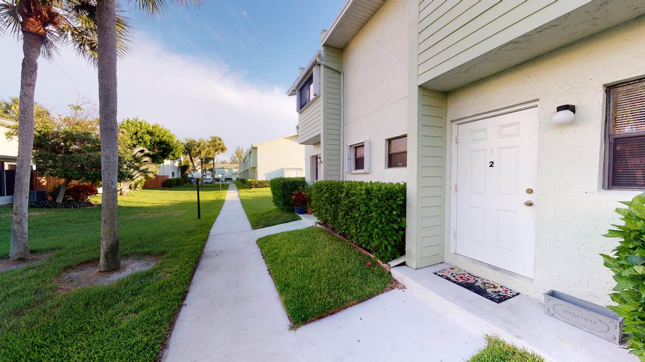 9415 Ocean Drive - Photo 1