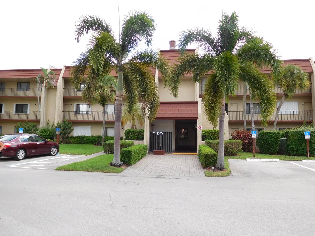 4545 Luxemburg Court - Photo 1