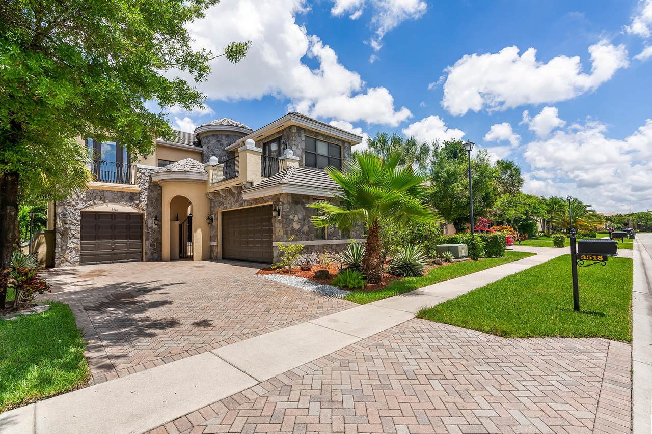 3518 Collonade Drive - Photo 1
