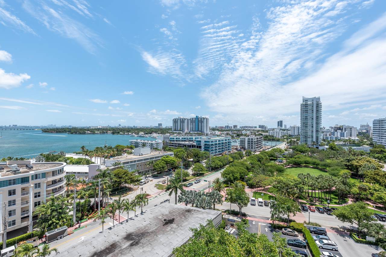 3 Island Avenue - Photo 1